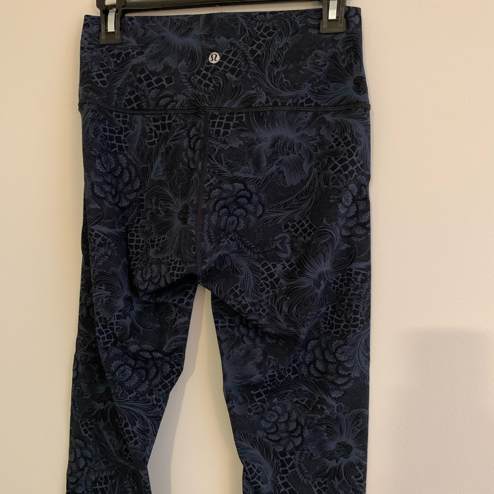 Lululemon Crops